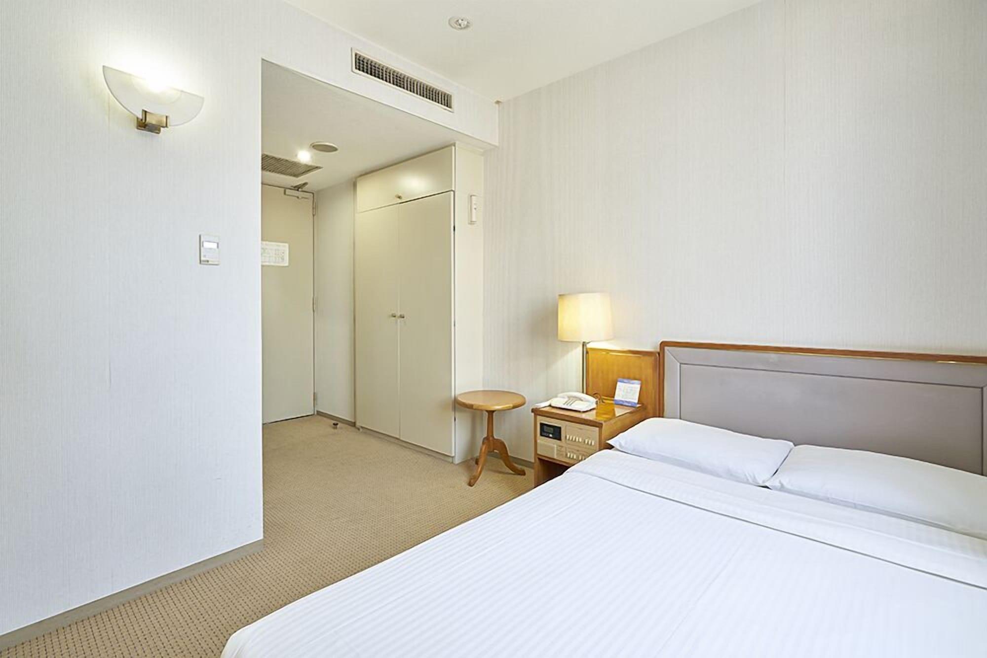 צ'יבה Tetoranze Makuhari Inagekaigan Hotel מראה חיצוני תמונה